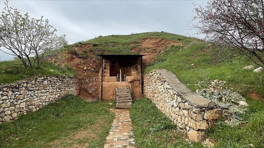 Adıyaman'daki 1800 yıllık Sofraz tümülüsleri depremleri hasarsız atlattı