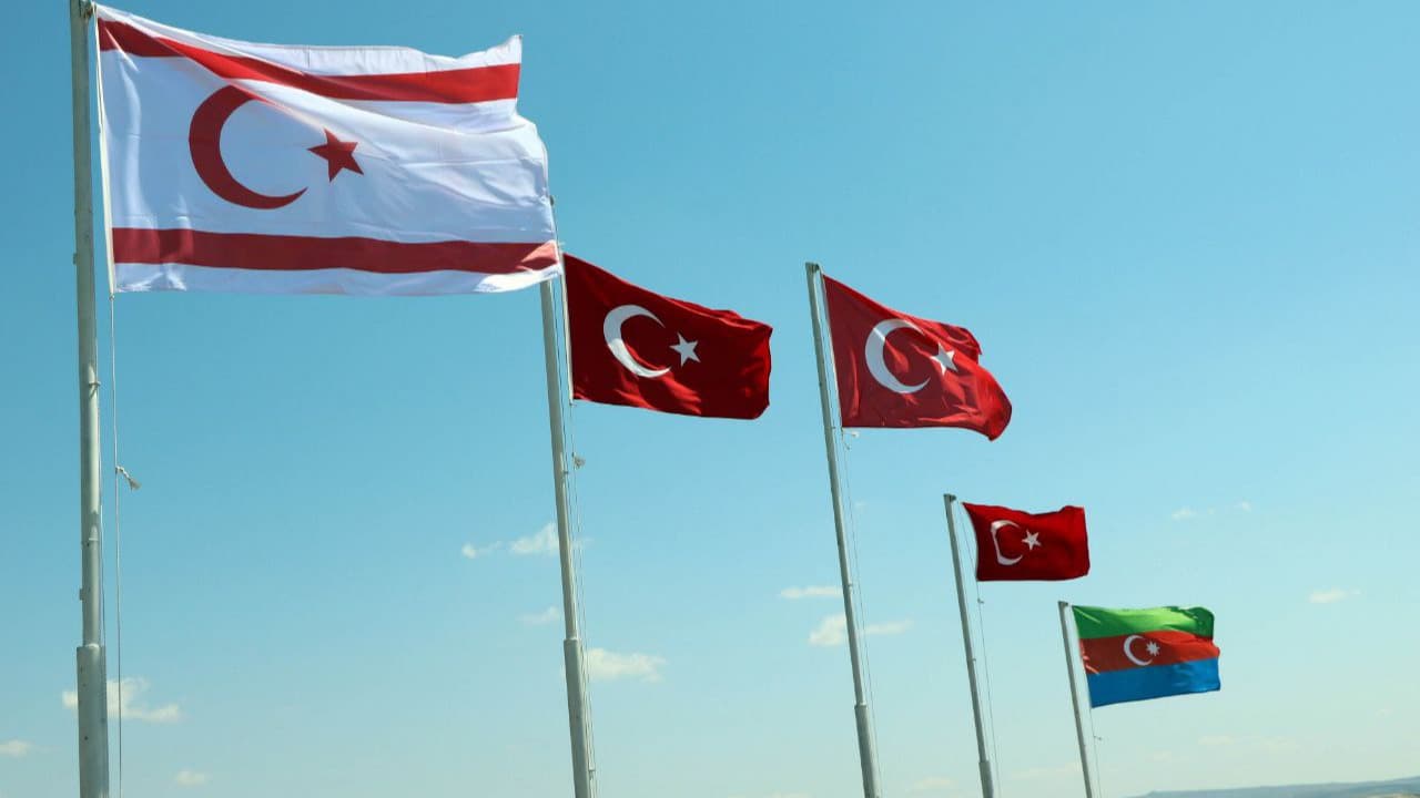 KKTC, uluslararası organizasyona Anayasal adıyla katıldı