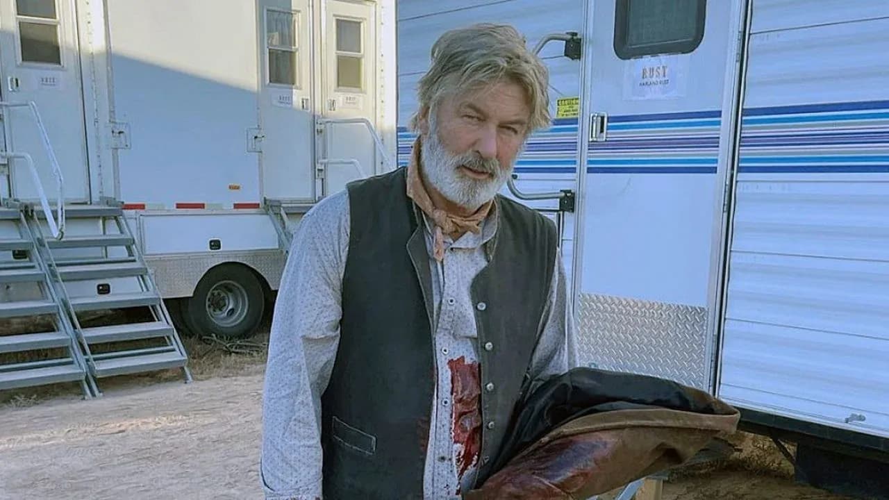 Olaylı film 'Rust' izleyiciyle buluşacak