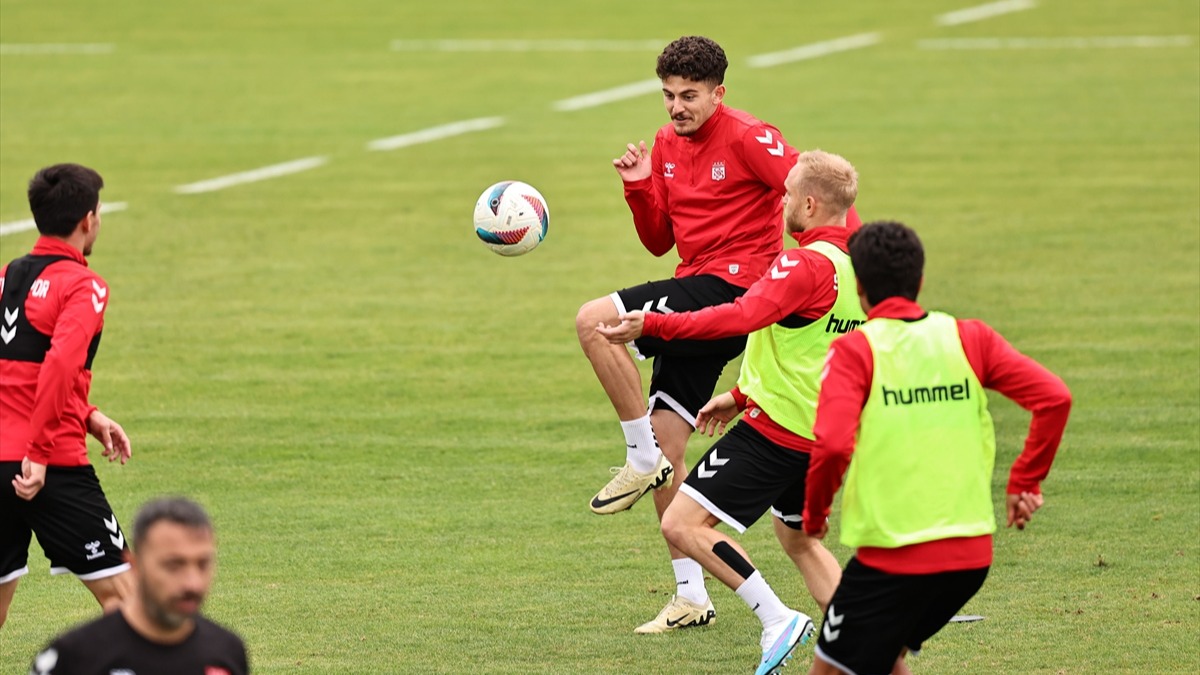 Sivasspor - Başakşehir CANLI