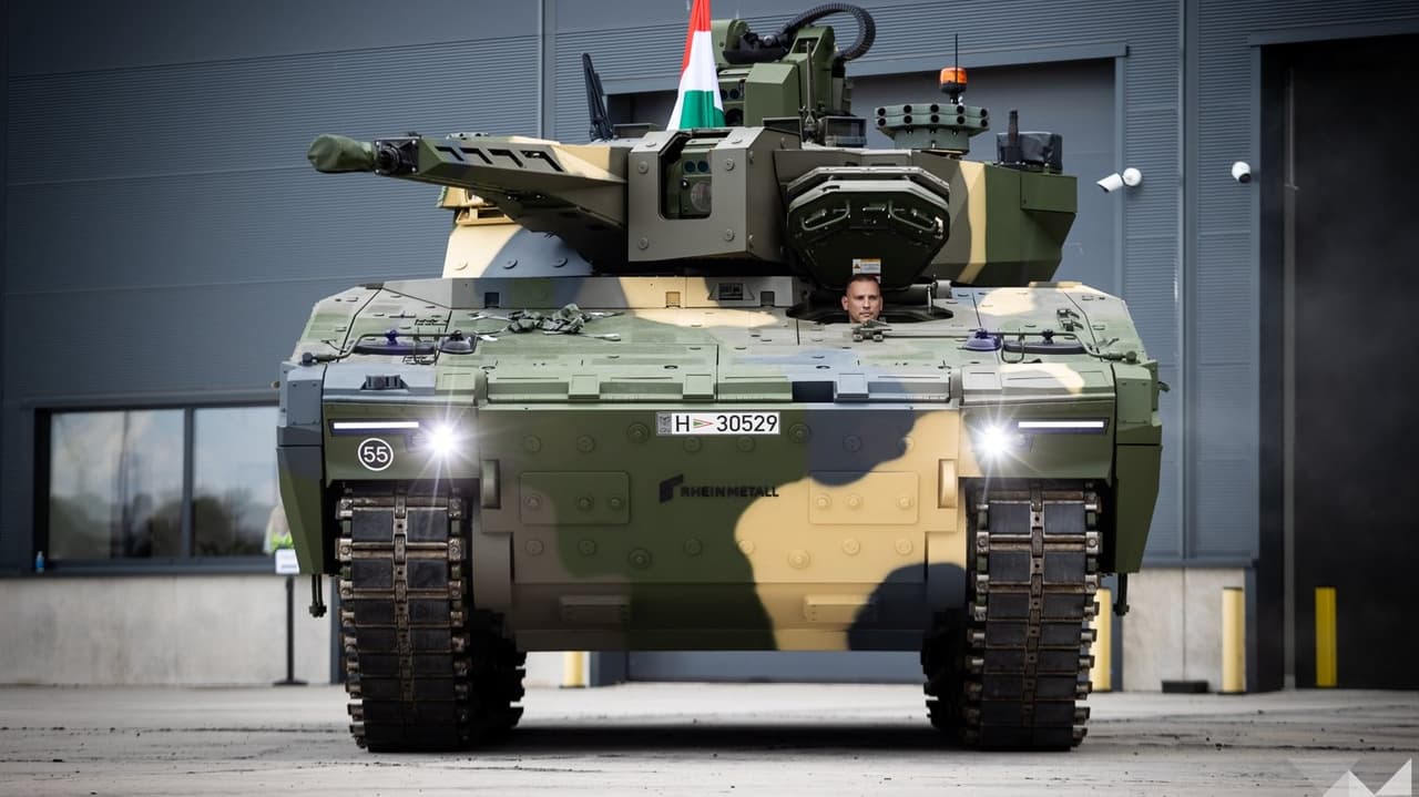 Macaristan'da ilk Lynx KF41 zırhlı aracı montajdan çıktı