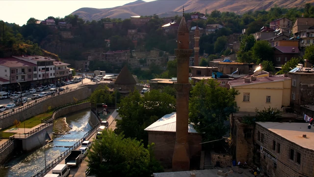 Bitlis'te Kent Meydanı Projesi ile kaybolan tarih gün yüzüne çıkarıldı
