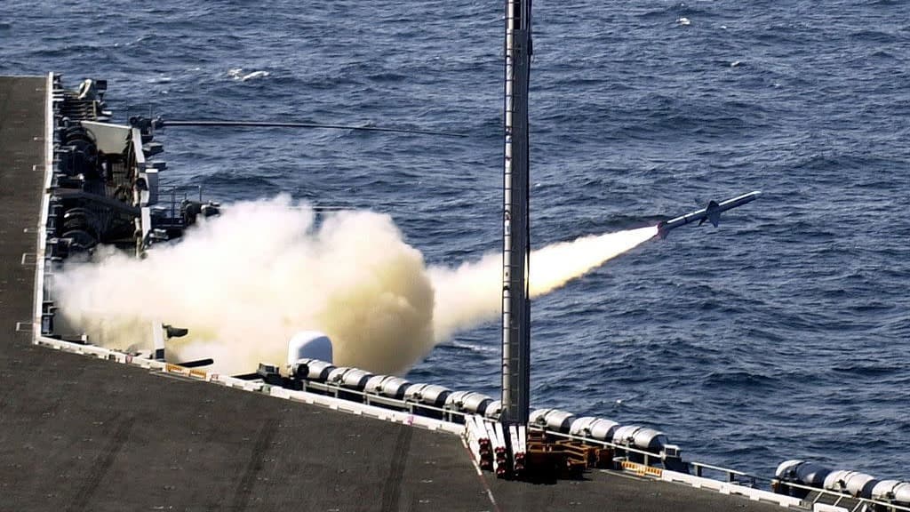 Yunanistan Ukrayna'ya 24 Sea Sparrow füzesi teslim edecek