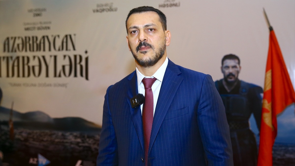 Filmde Şemseddin Eldeniz rolünü canlandıran Zabit Samedov