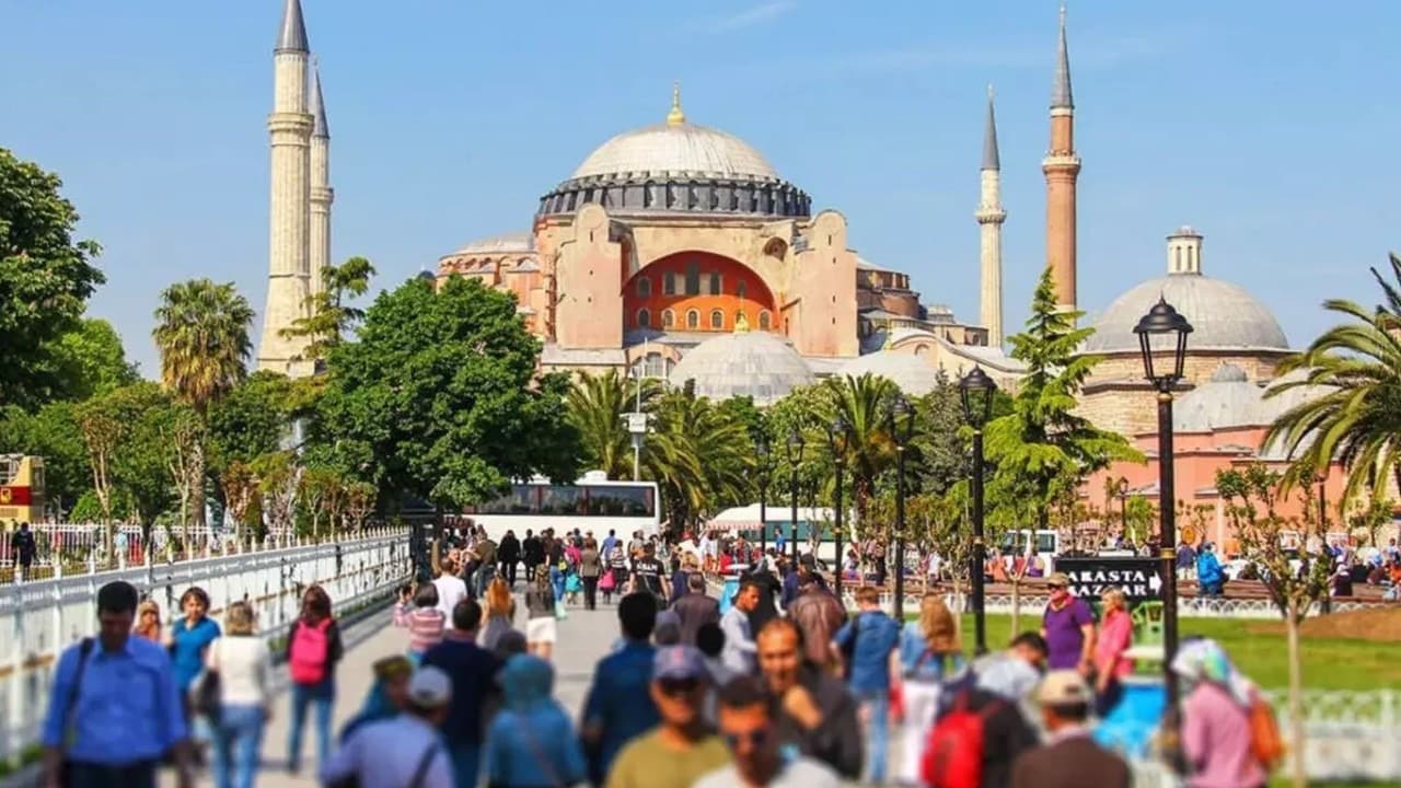 İstanbul turizmde tüm yılların rekorunu kırdı