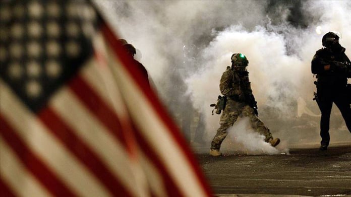 ABD'de demokrasi krizi: Kutuplaşmanın ortasında kaldık