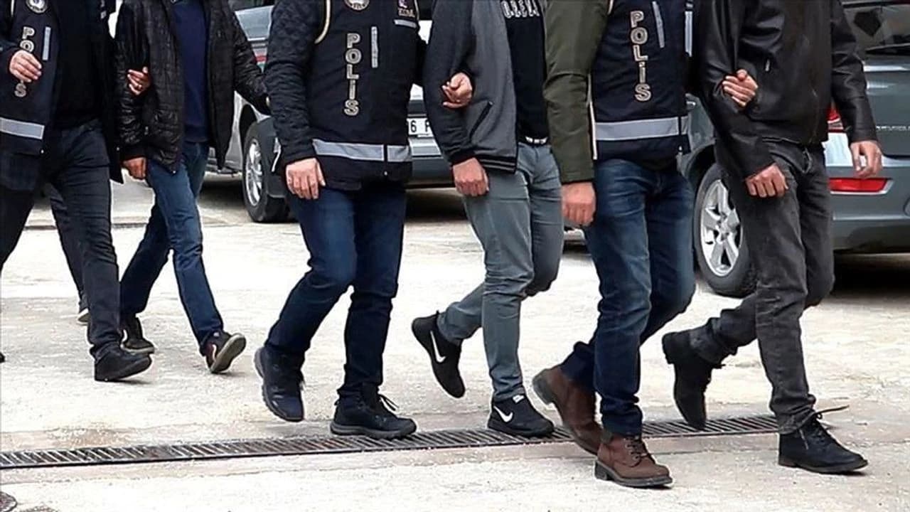 Yunus Emre Enstitüsü eski yönetimine operasyon: 18 gözaltı