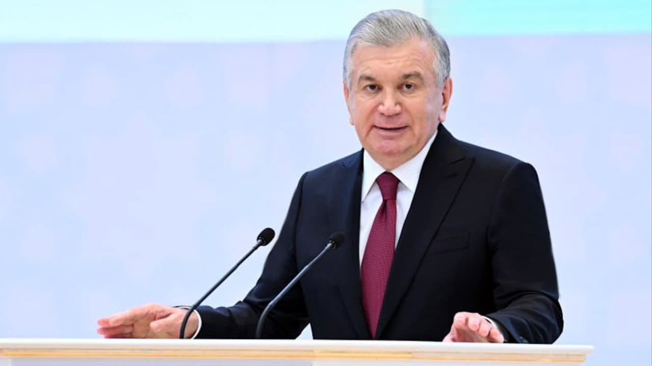 Özbekistan'da Anayasa Referandumu: Kritik Eşik