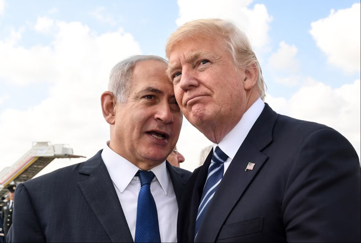 İsrail Başbakanı Binyamin Netanyahu ve eski ABD Başkanı Donald Trump