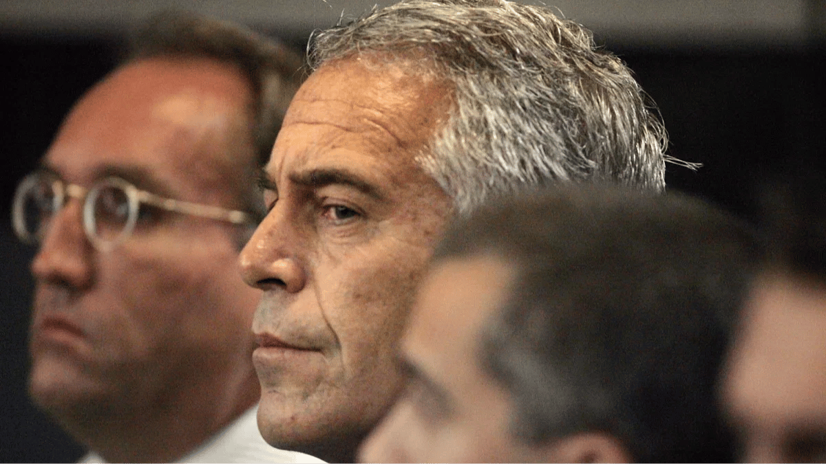 Epstein'in Kara Kitabı Açık Artırmada