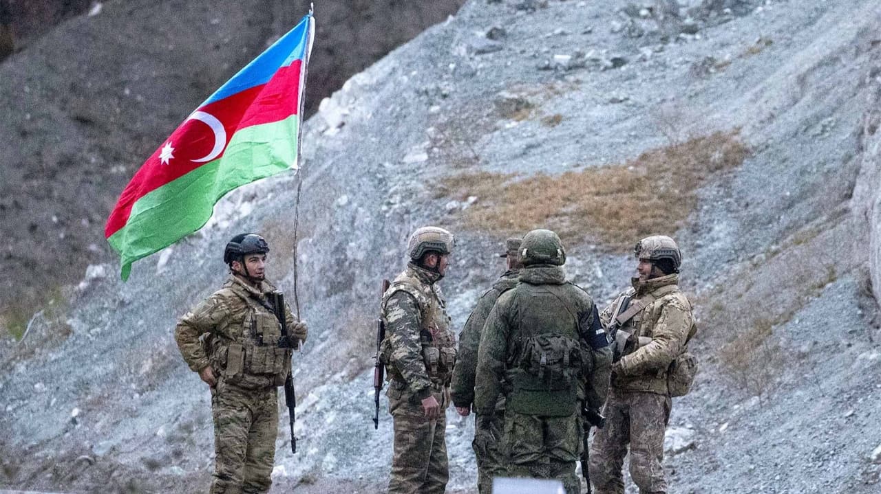 Azerbaycan, savunma ve güvenlik bütçesinde büyük bir artışa gidiyor