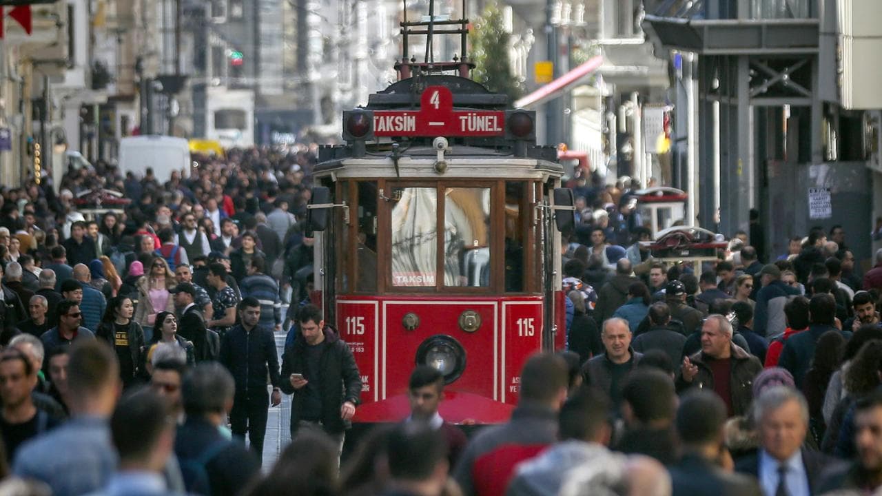 Türkiye nüfusu 84 milyon 680 bin 273 kişi oldu