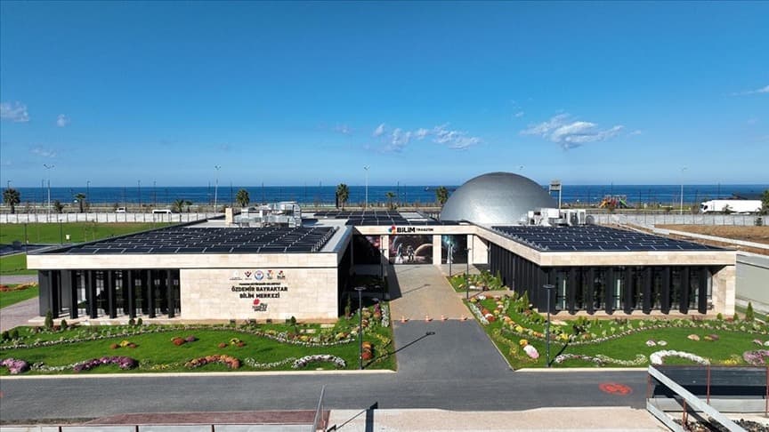 Trabzon'da Özdemir Bayraktar Planetaryum 21 Kasım'da Açılıyor