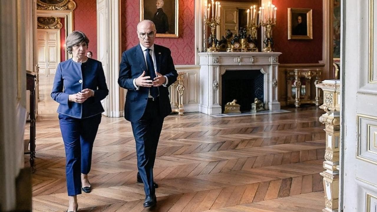 Fransa ve Tunus Dışişleri Bakanları ilk kez Paris'te bir araya geldi