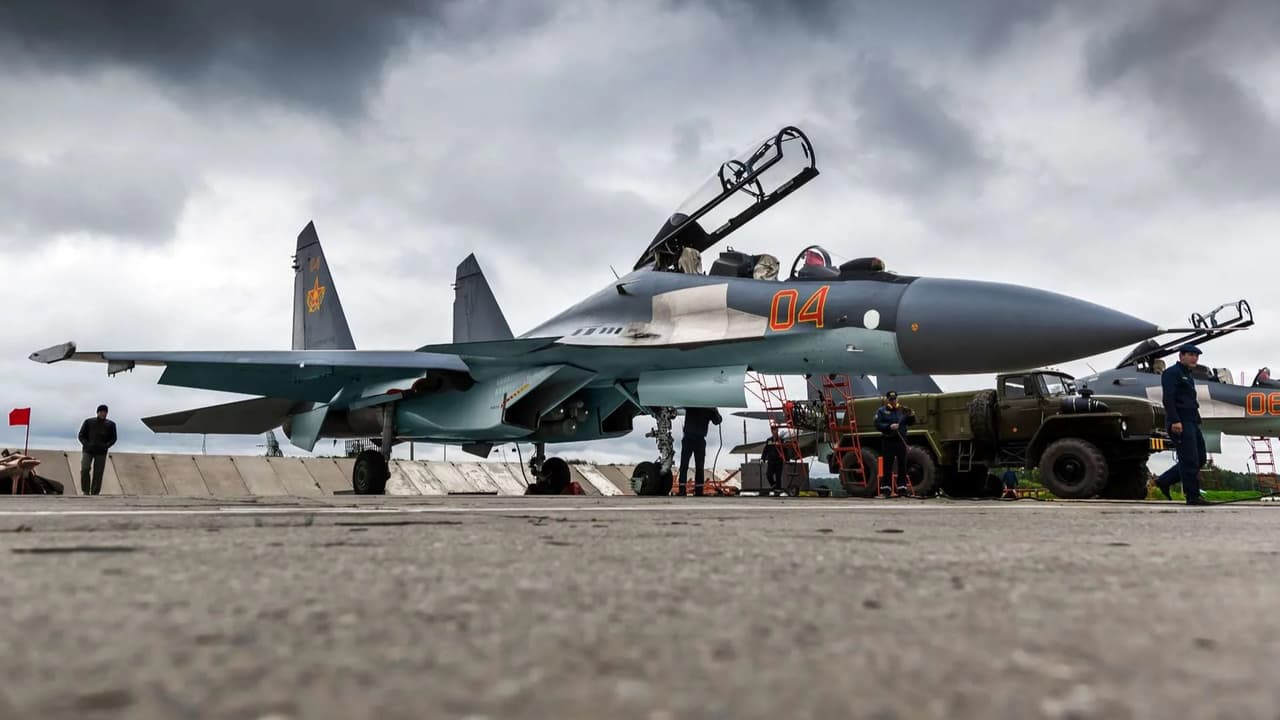 Kazakistan, 6 Yeni Su-30SM Savaş Uçağı Alıyor