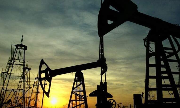 Suudi Arabistan'dan kritik petrol üretimi kararı