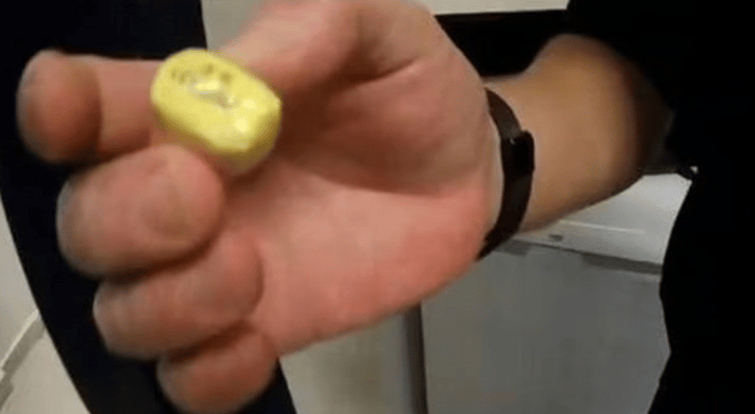 Kandil'den talimat taşıyan avukata suçüstü