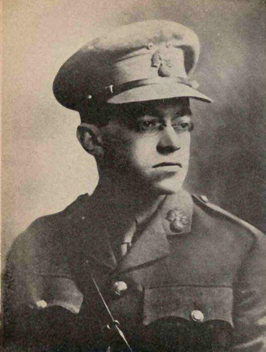 Ze'ev Jabotinsky'nin Üniforma Fotoğrafı