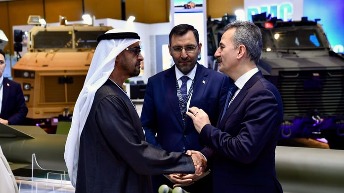 BAE Devlet Başkanı Muhammed Bin Zayed IDEX 2025’te ROKETSAN'ı ziyaret etti