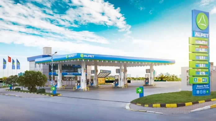 Akaryakıt şirketi Alpet satılıyor