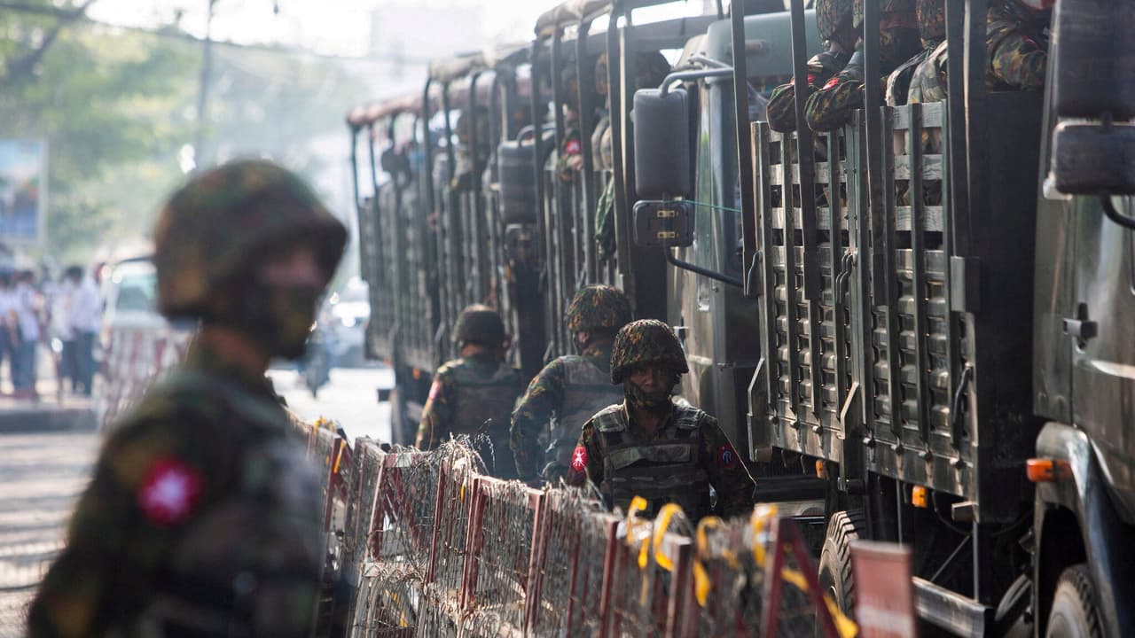 Myanmar'da Onbinlerce Erkek Kayboldu