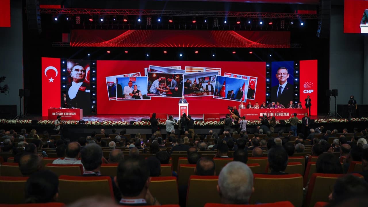 CHP'de cumhurbaşkanı adayı için ön seçim hazırlıkları sürüyor