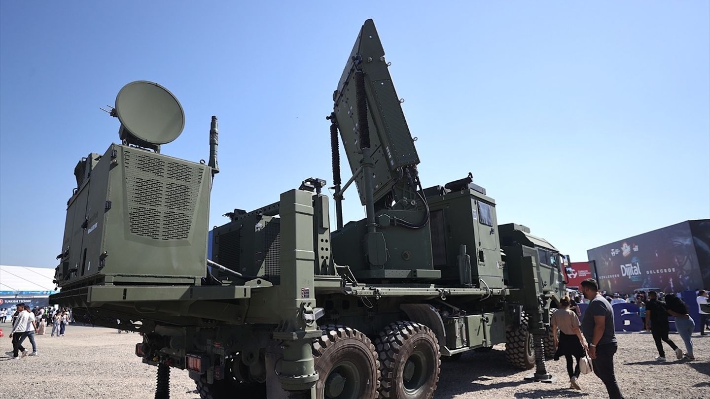 ASELSAN imzalı alçak irtifa radarı "ALP 100-G", Türkiye'nin "havadaki gözüne" güç katacak