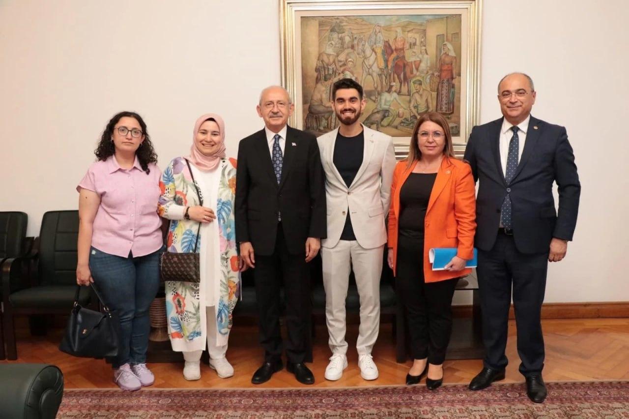 Kılıçdaroğlu, Melek Çetinkaya'yı makamında ağırladı
