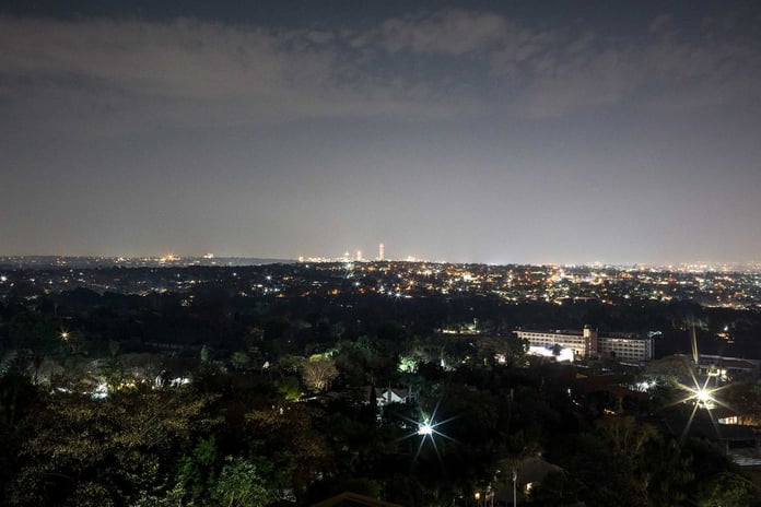 Güney Afrika'da 200 günlük elektrik kesintisi