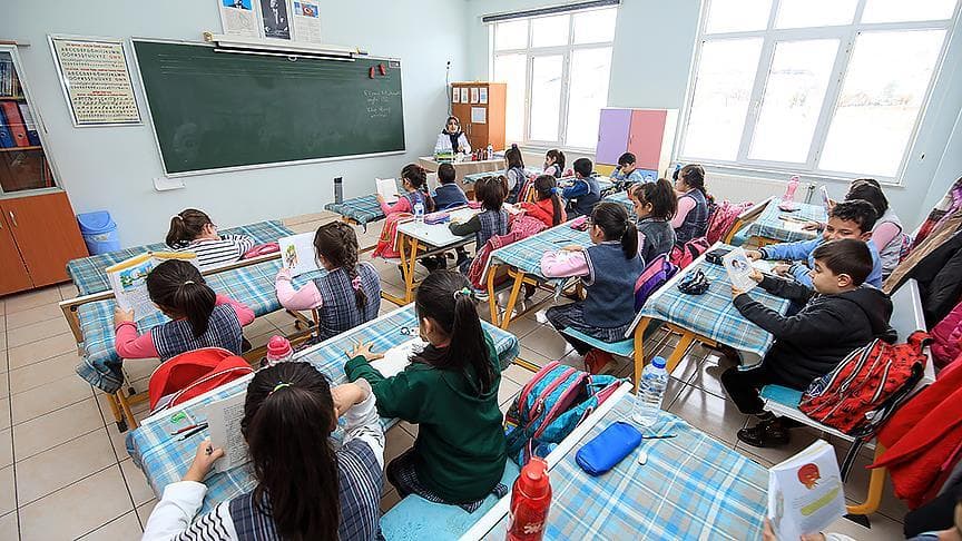 MEB, siber zorbalık ve akran zorbalığını müfredata aldı