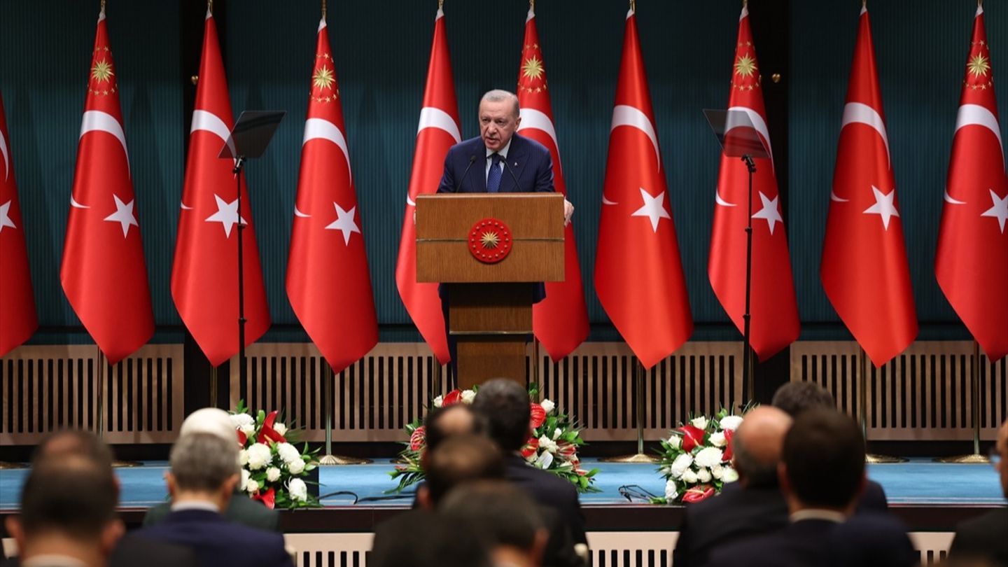 Cumhurbaşkanı Erdoğan: Bolu'daki yangın faciası nedeniyle 1 günlük milli yas ilan edildi