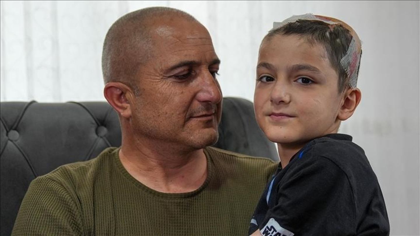 Tunahan Yılmaz'ın başıboş köpeklerin saldırısında yaralanmasına ilişkin belediye yetkilileri hakkında dava açıldı