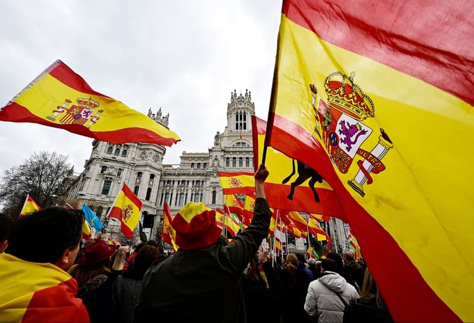 İspanya'da iş müfettişleri tarihinde ilk kez süresiz greve gitti