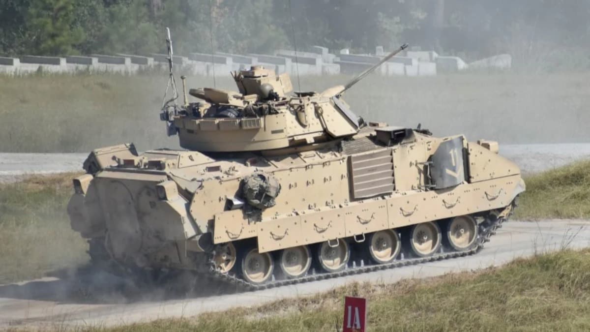 Yunanistan’dan Bradley ZMA tedarikine olumsuz yanıt