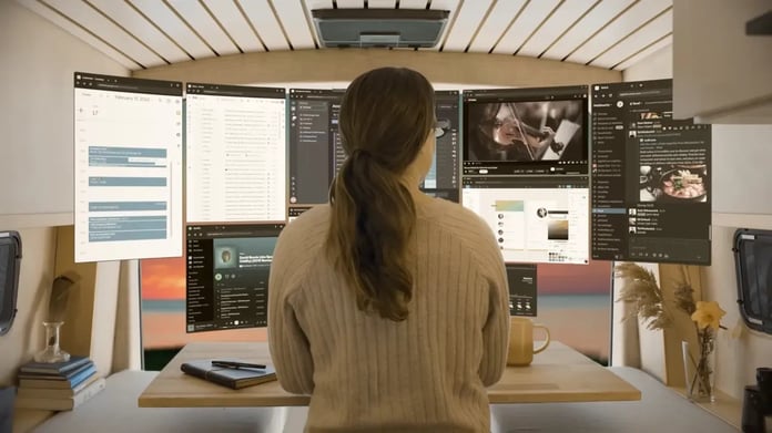 Dünyanın ilk ekransız bilgisayarı: Spacetop