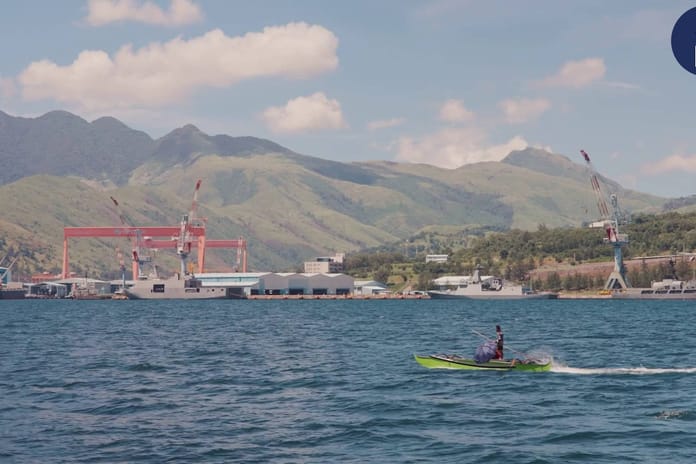 Filipinler deniz üslerini genişletiyor