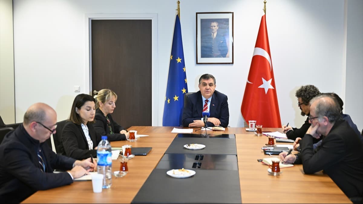 AB, Türkiye ile savunma ve güvenlik toplantılarını engelliyor