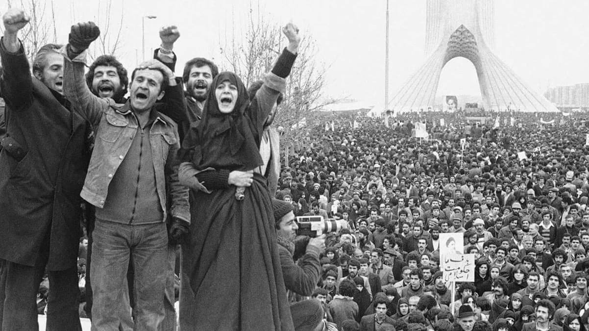 İran Protestolarının Tarihi Kökeni ve Rejim Tavizleri