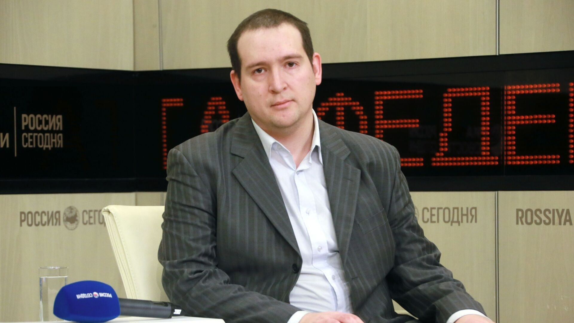 Rusya Siyasi ve Ekonomik İletişim Ajansı Analitik Projeler Direktörü Mikhail Neyzmakov,