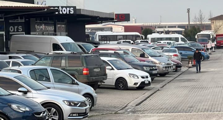 İkinci el online oto pazarında 2022'de 1,8 milyon araç satıldı