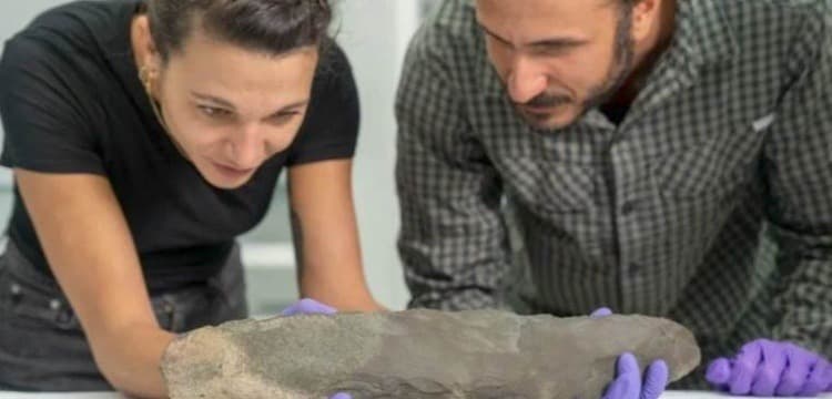 Suudi Arabistan'da Eski Balta Bulundu