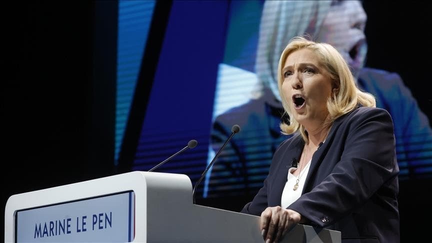 Fransız milyarderler, Marine Le Pen'le temas peşinde