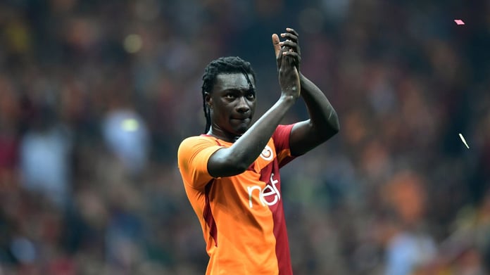 “Kral” 39 yaşında futbolu bıraktı! Bafetimbi Gomis futbolu bıraktı mı, hangi takımda oynuyor?