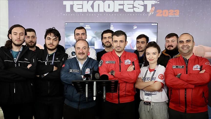 Varank ve Bayraktar Hyperloop Yarışmasına Katıldı