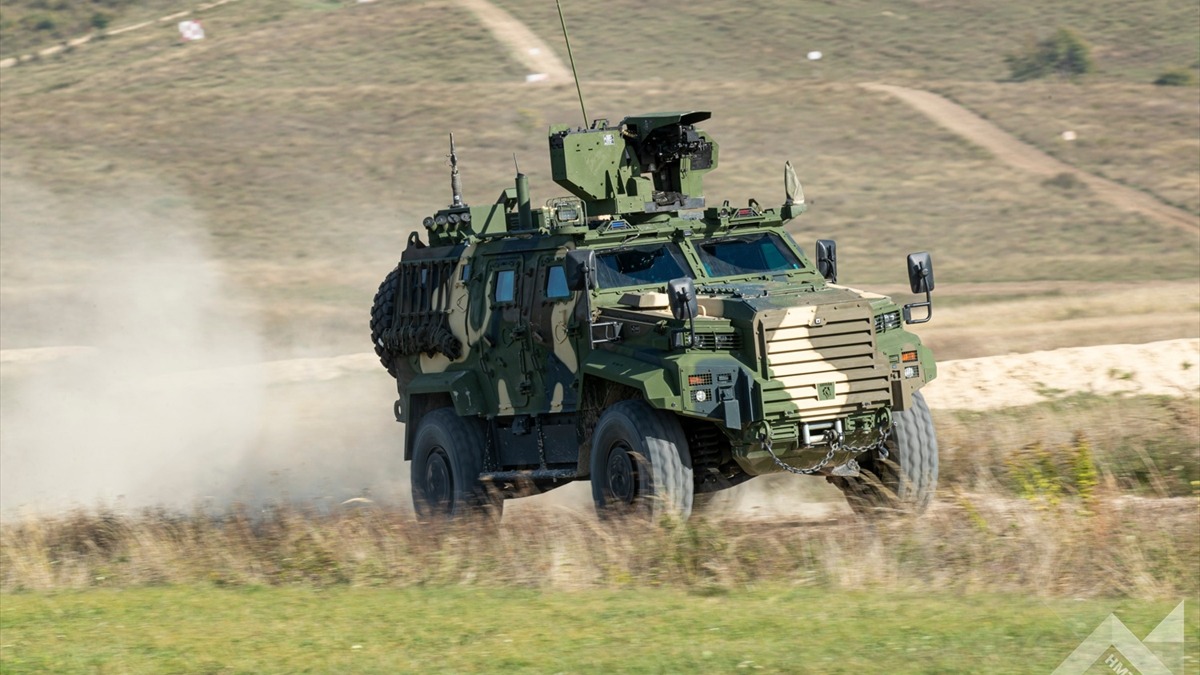 Türk zırhlı aracının Macaristan üretimi için imzalar atıldı