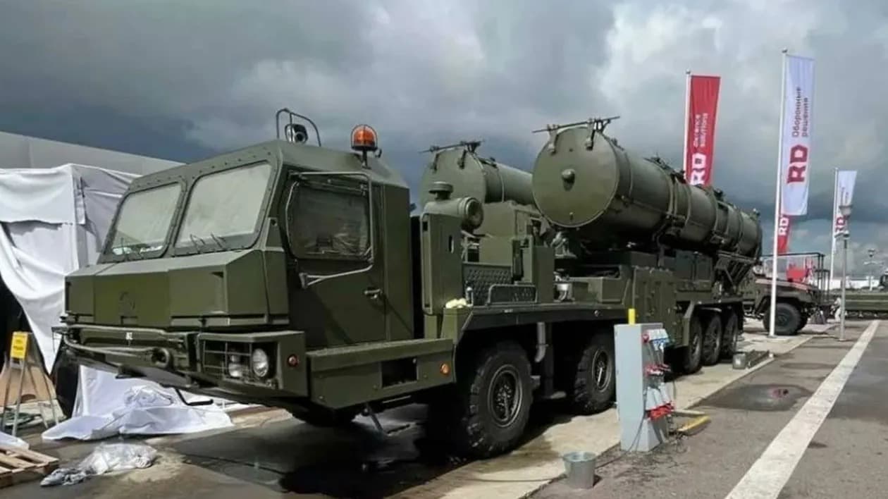 Rusya, yeni S-500 Prometey hava savunma sistemini sergiledi