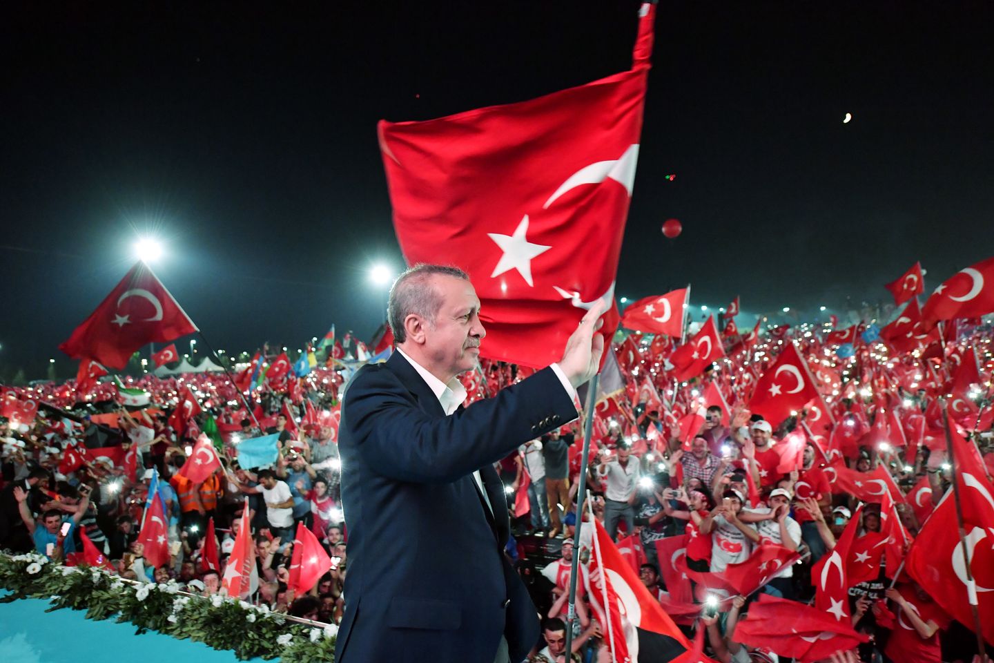 Halkın seçtiği ilk Cumhurbaşkanı Erdoğan, görevde 10 yılı geride bıraktı