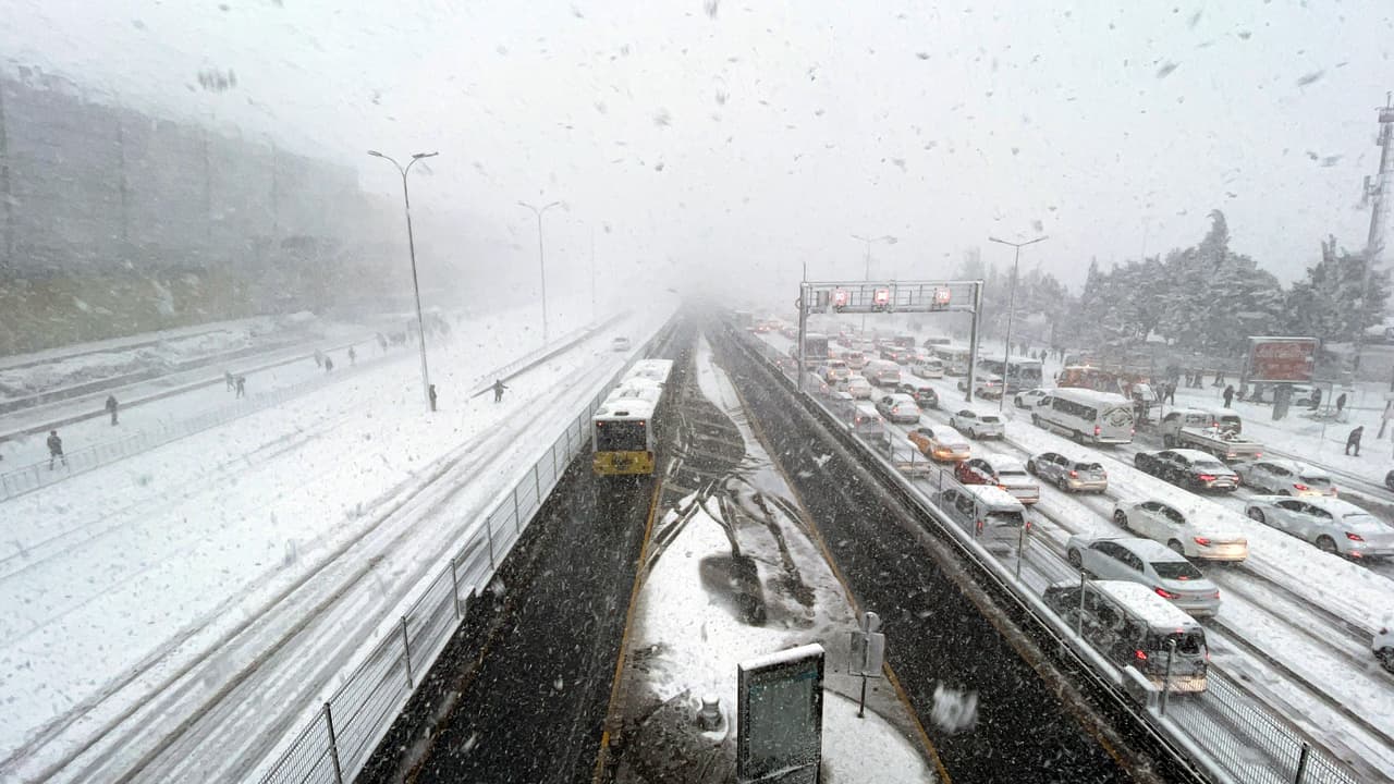 Meteoroloji uyardı! Cumartesi kar yağacak mı? (23 Kasım hava durumu)