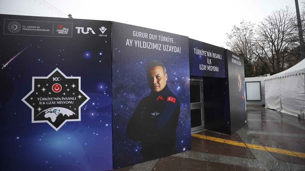 Türkiye'nin ilk insanlı uzay görevi planetaryumlardan takip edilebilecek