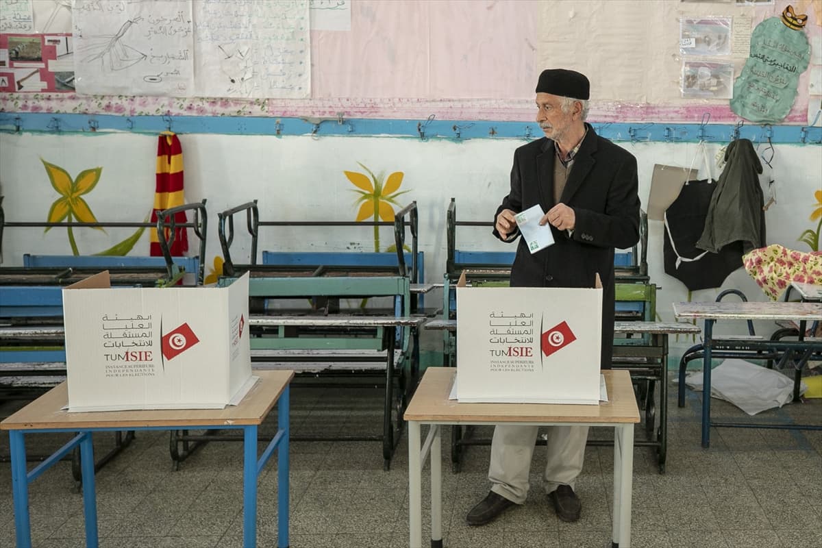Tunus Seçimlerine Katılım %11,3